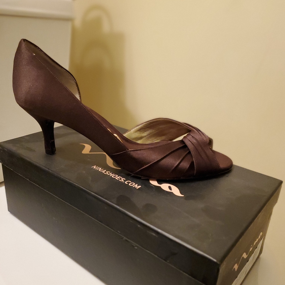 High heel open-toed shoes